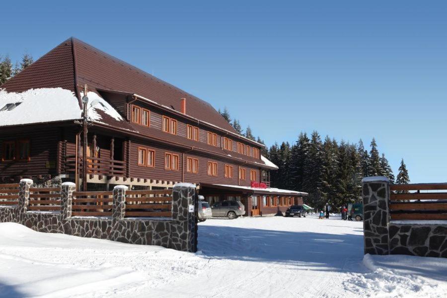 Hotel Ozon ฮาร์กีตา-ไบ ภายนอก รูปภาพ
